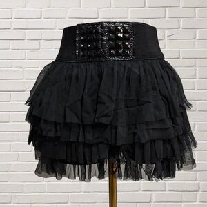 Y2K Black Tiered Ruffle Mini Skirt Studded Waist Goth Club Party Whimsical